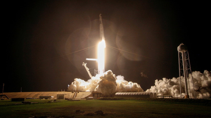 Ракета Falcon 9 со спутником успешно стартовала в США