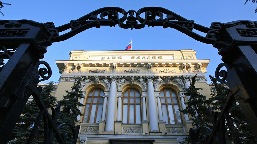 ЦБ: в III квартале выявлено на 56,8% больше нелегальных кредиторов