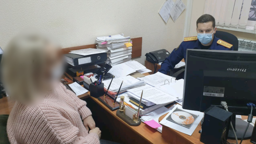 В Саратове задержали подозреваемую в убийстве женщины и ребёнка