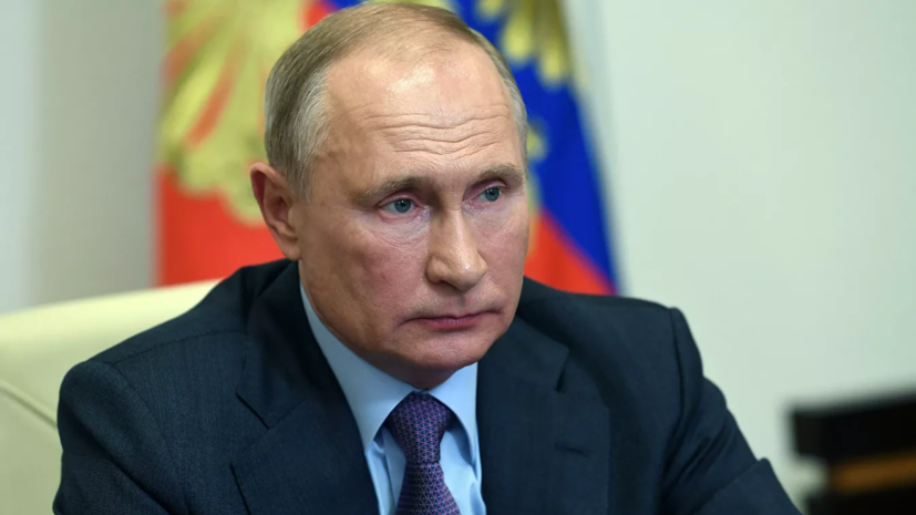 Путин поручил правительству поддержать условия для работы инвалидов