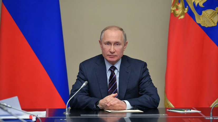 Путин поручил изучить вопрос о бесплатном втором образовании инвалидов
