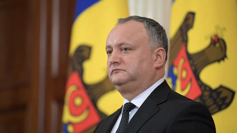 Додон утвердил статус русского как языка межэтнического общения