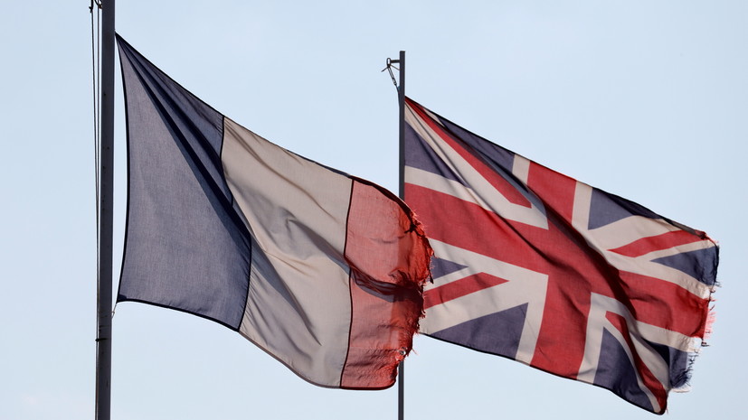 Франция закрывает границу с Британией из-за коронавируса