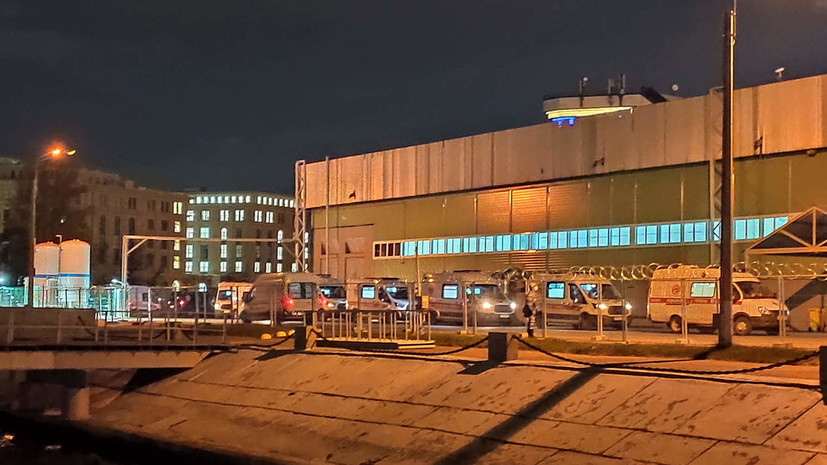 В госпитале в «Ленэкспо» в Петербурге ввели в работу ещё три павильона
