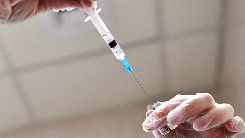 Сделавшим прививку от COVID-19 москвичам восстановят бесплатный проезд