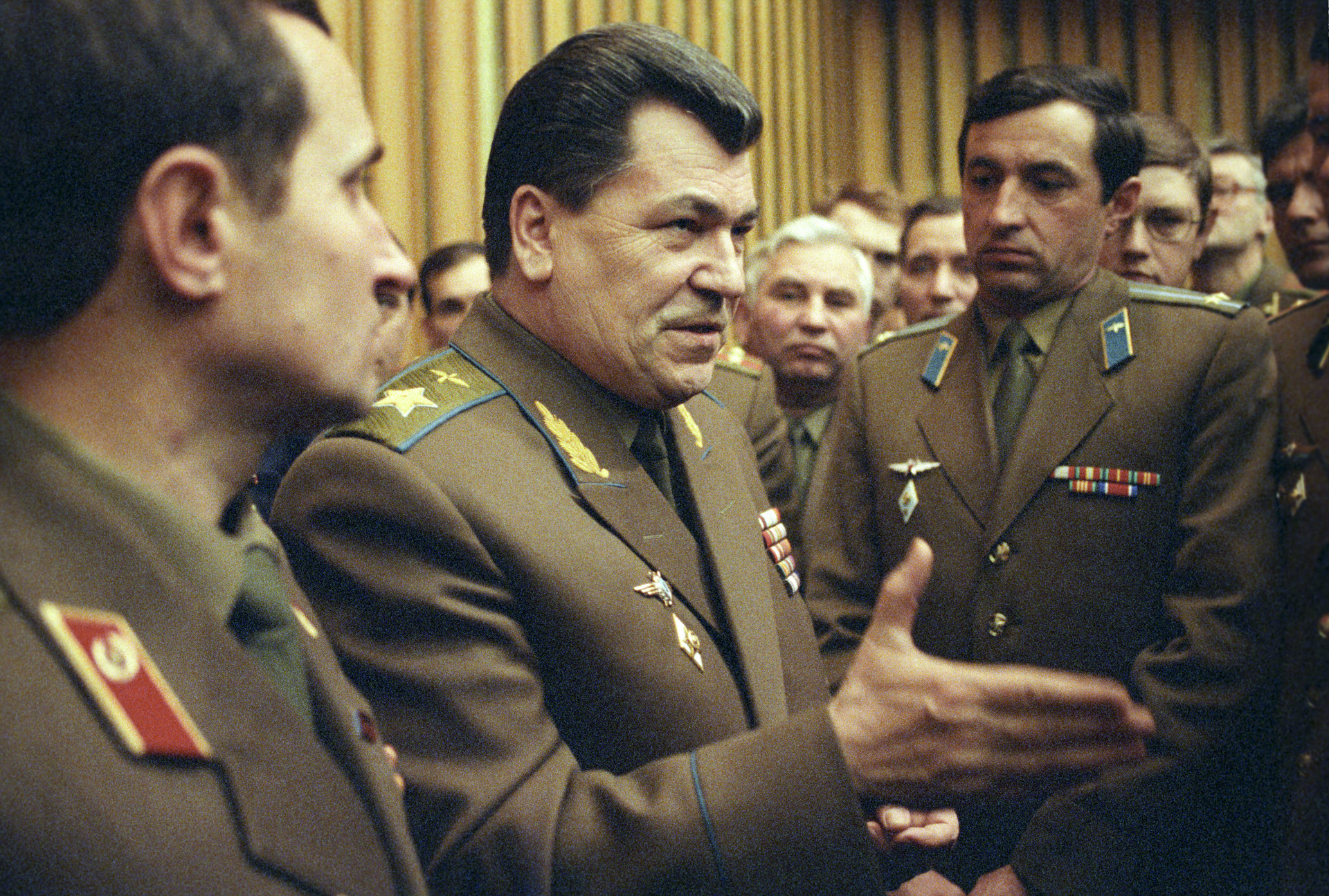 Кто руководил действиями советских войск в ходе реализации плана уран
