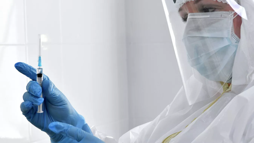 В Москве с 13 января откроют запись на вакцинацию от COVID-19 для новых групп риска