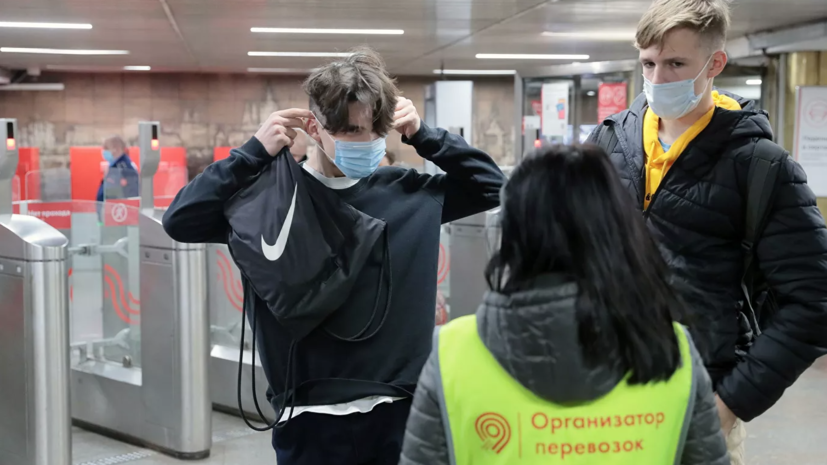 В Москве рассказали о нарушениях масочного режима в транспорте на праздниках