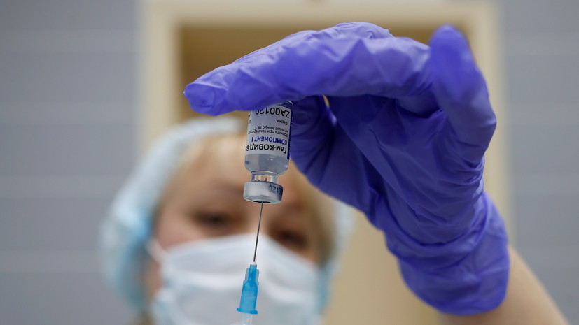 Вирусолог прокомментировал российские вакцины от COVID-19
