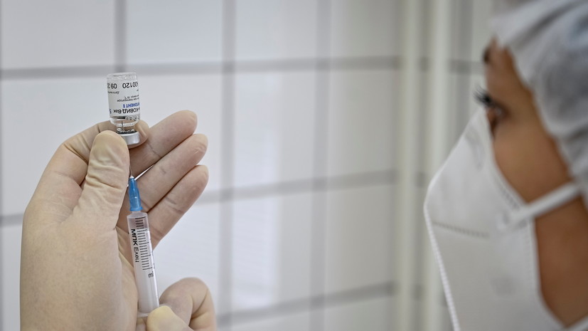 Минспорт планирует начать вакцинацию спортсменов от коронавируса в марте
