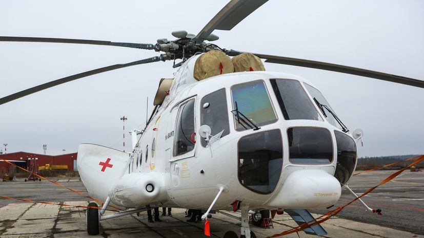 Вертолёт Ми-8 совершил аварийную посадку в селе на Чукотке