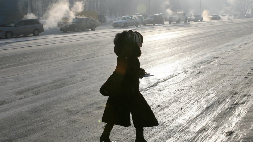 МЧС предупредило о гололёде и тумане в Москве