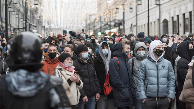 Песков назвал беспрецедентным уровень насилия со стороны участников акций 23 января