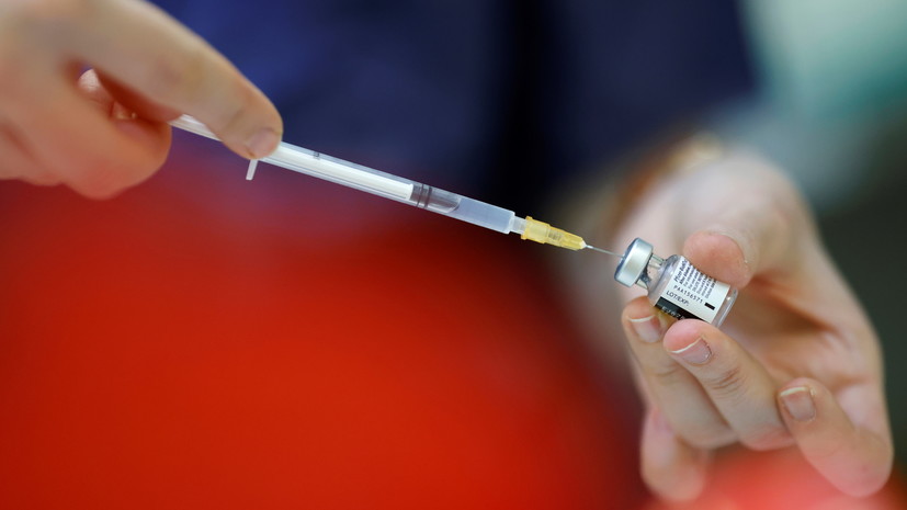 Украина договорилась о получении вакцины Pfizer в середине февраля