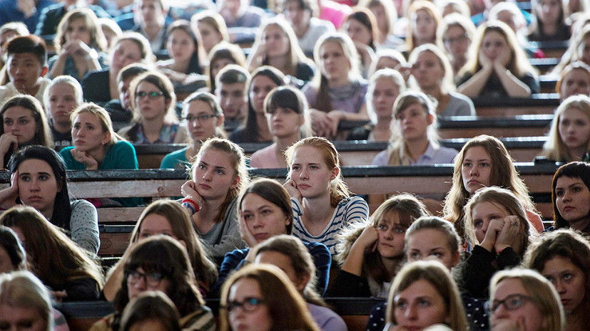 Вузы Тюменской области возвращаются к очному формату работы Вузы Тюменской области возвращаются к очному формату работы