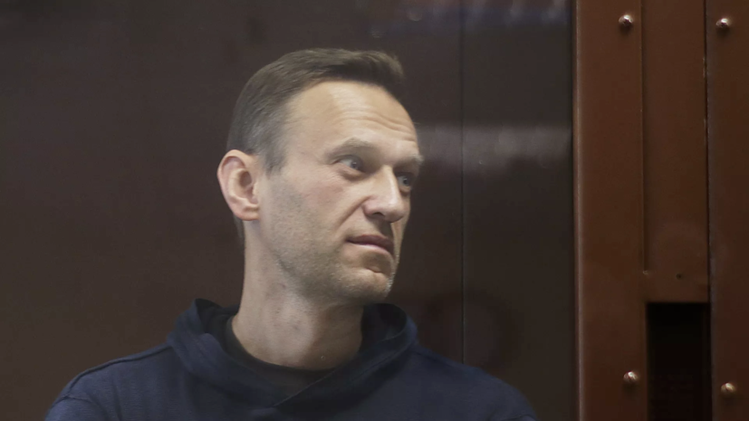 Суд возобновил заседание по делу о клевете Навального на ветерана Суд возобновил заседание по делу о клевете Навального на ветерана