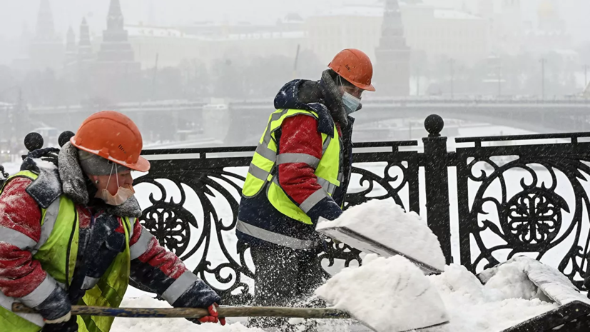 Власти Москвы рассказали о процессе уборки снега в городе Власти Москвы рассказали о процессе уборки снега в городе