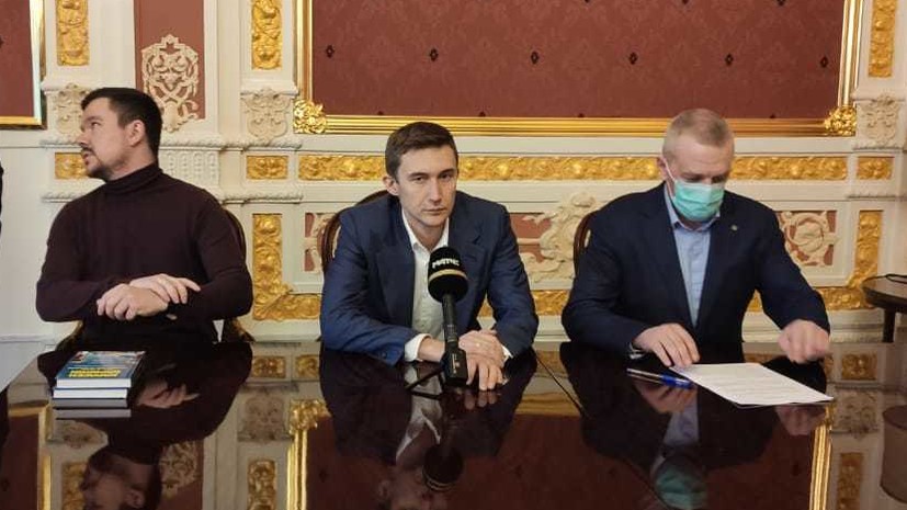 Шахматист Карякин подписал новое спонсорское соглашение Шахматист Карякин подписал новое спонсорское соглашение