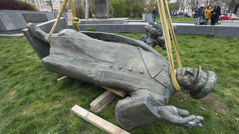 Москва рассчитывает на решение ситуации с памятником Коневу в Праге Москва рассчитывает на решение ситуации с памятником Коневу в Праге
