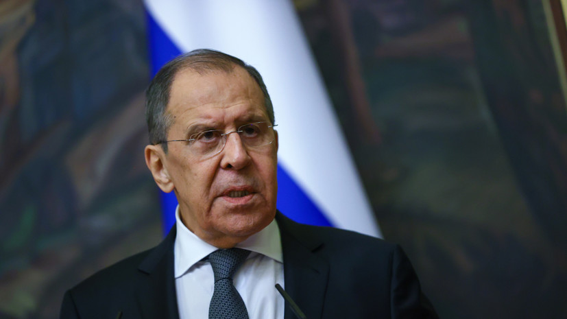 Лавров прокомментировал расследование дела о взрывах во Врбетице