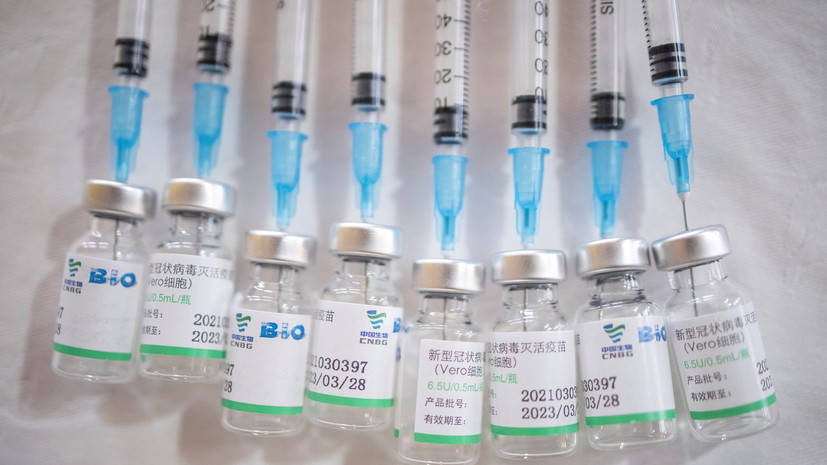 В Белоруссию доставили 300 тысяч доз китайской вакцины от коронавируса — РТ  на русском