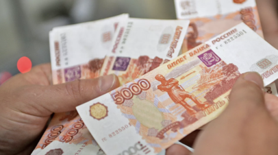 Кабмин поручил выделить 25 млрд рублей на помощь пациентам с COVID-19