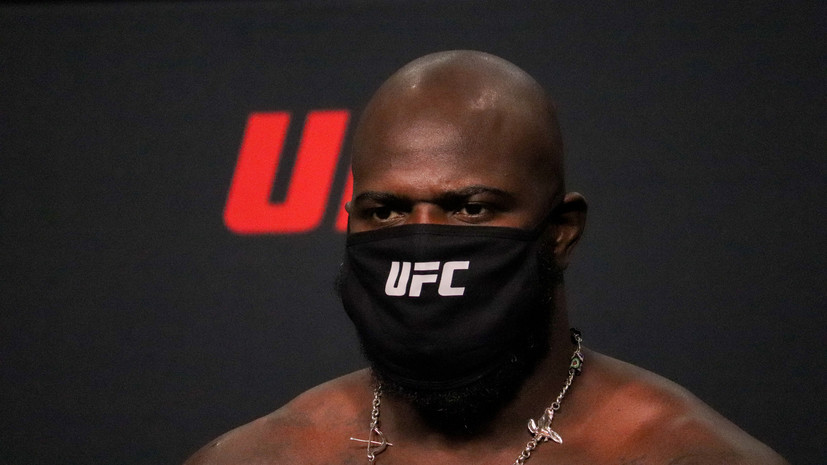 Розенстрайк нокаутировал Сакаи в главном бою UFC Vegas 28