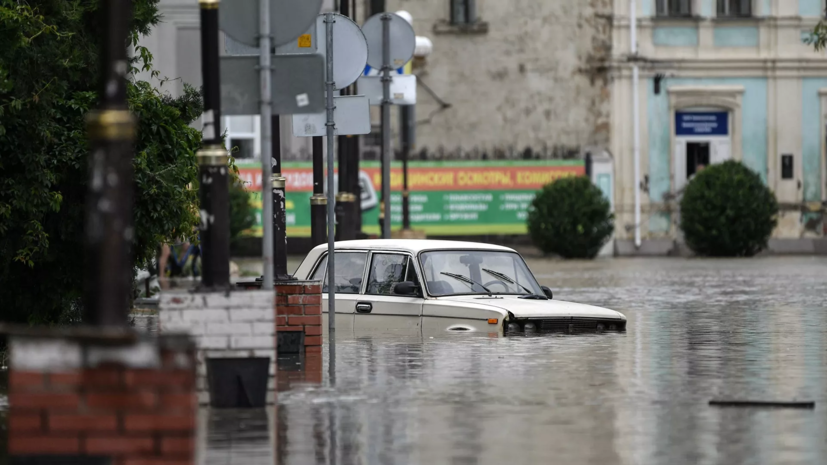 «Роскосмос» отслеживает ситуацию с наводнением в Крыму с помощью спутников