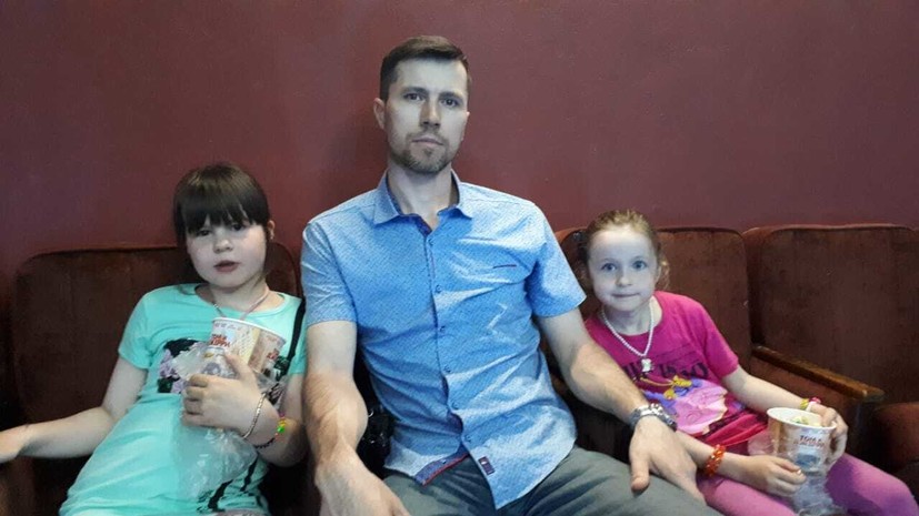 «Дела лучше, чем были»: как вывезший своих детей из Швеции Денис Лисов обосновался в России