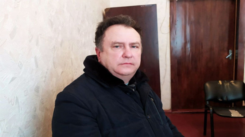Пострадавшему при обстреле ВСУ жителю Горловки пришлось спасать свой дом от огня