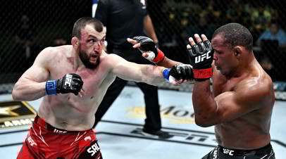 Бойцы UFC Муслим Салихов и Франсиско Триналдо