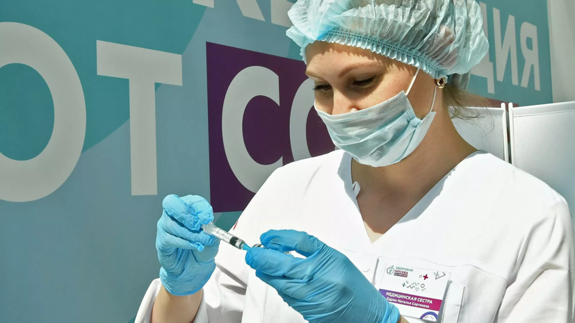 Москва вошла в пятёрку лидирующих по вакцинации регионов России