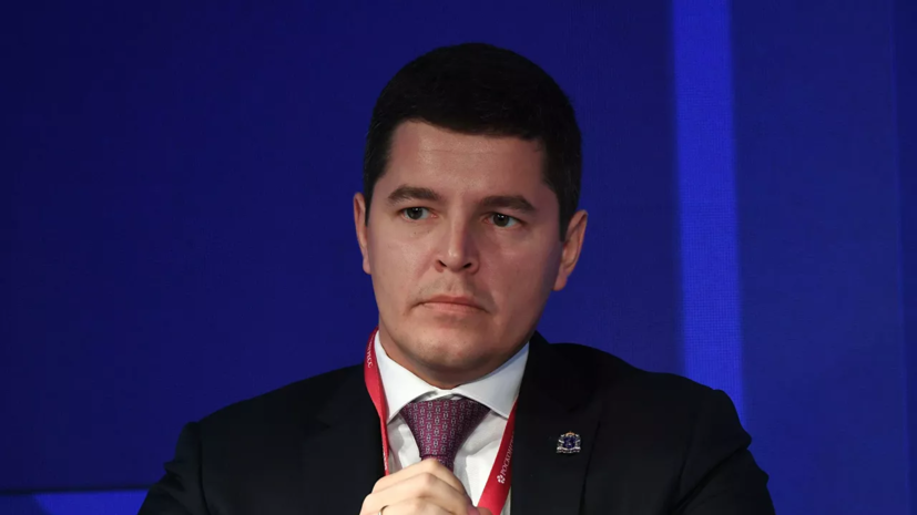 Губернатор ЯНАО прочитал лекцию для молодёжи на палубе ледокола «Андрей Вилькицкий»