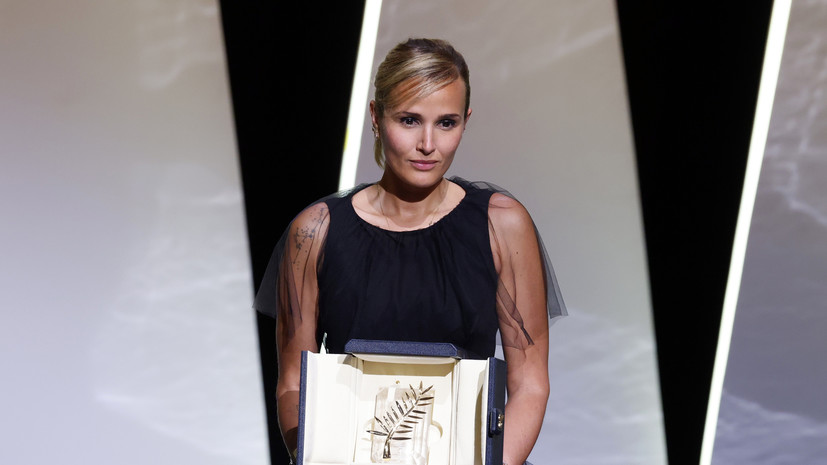 Джулия Дюкорно получила «Золотую пальмовую ветвь» за фильм «Титан»