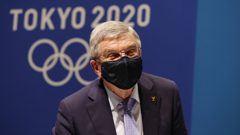 Бах заявил, что спортсмены имеют право преклонять колено на Олимпиаде