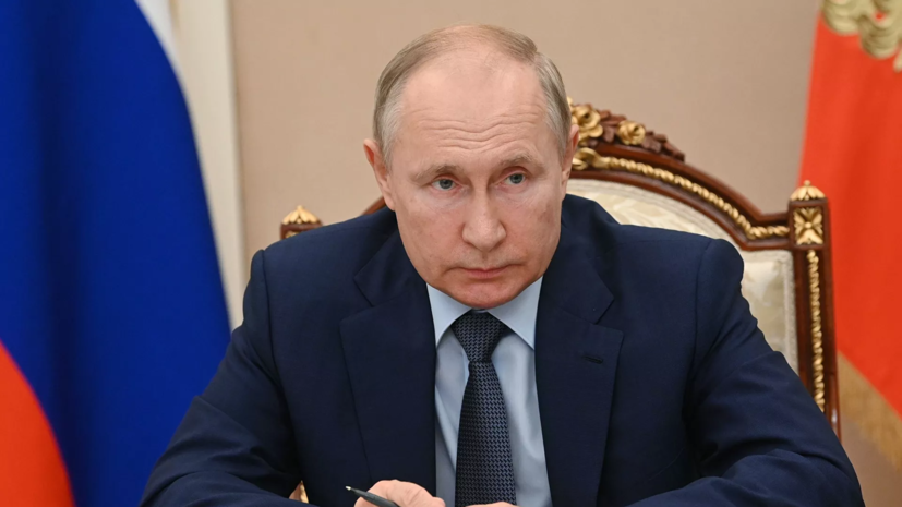 Путин назвал недостаточным уровень информированности россиян о пандемии