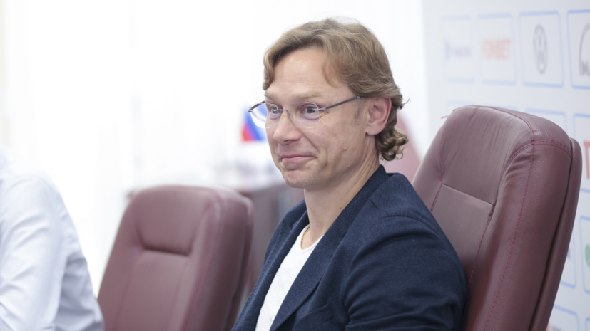 Гришин: у нас тренеры любят приходить в студию и говорить, что мы больше всех пробежали Гришин: у нас тренеры любят приходить в студию и говорить, что мы больше всех пробежали