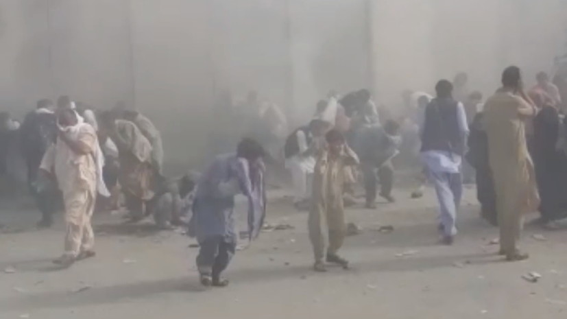 Семь человек погибли в толпе вблизи аэропорта Кабула