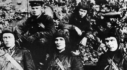 Экипаж танка КВ-1 старшего лейтенанта Зиновия Колобанова