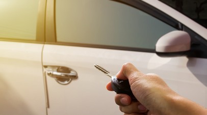 Аналитики зафиксировали повышенный спрос на аренду автомобилей в России