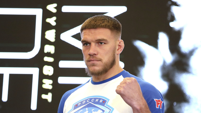 Американец Джонсон отказался от боя за титул Bellator с Немковым