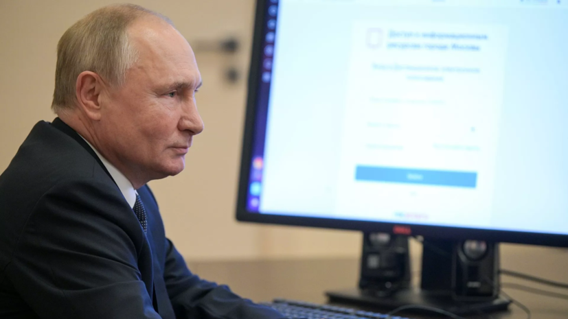 Глава IIHF признался, что восхищается Путиным