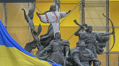 Гарантируют своё пребывание у власти: почему руководство Украины не решает вопрос радикального национализма
