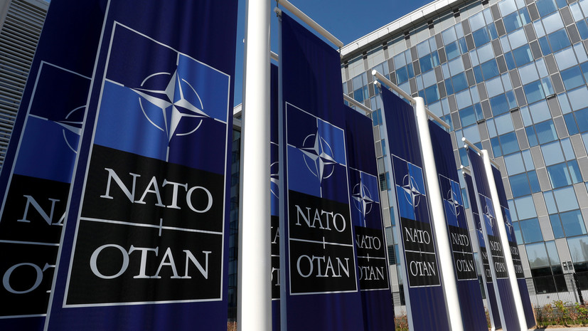 Песков: Москва ответит на действия НАТО против миссии России при альянсе