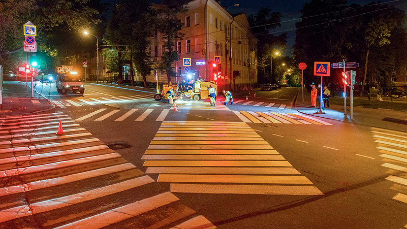 Зарядка электромобилей и диагональный переход: МВД и Минтранс разработали новые дорожные знаки и разметку