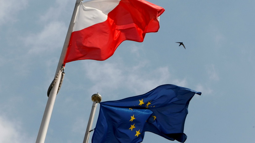 Суд ЕС наложил на Польшу штрафы из-за ситуации с дисциплинарной палатой для местных судей