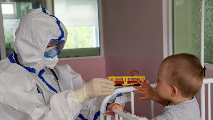 В Москве коронавирусом заболевают около тысячи детей в сутки