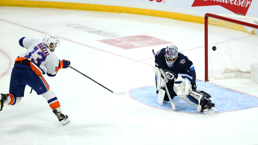 «Айлендерс» взял верх над «Виннипегом» в НХЛ, Сорокин отыграл на ноль
