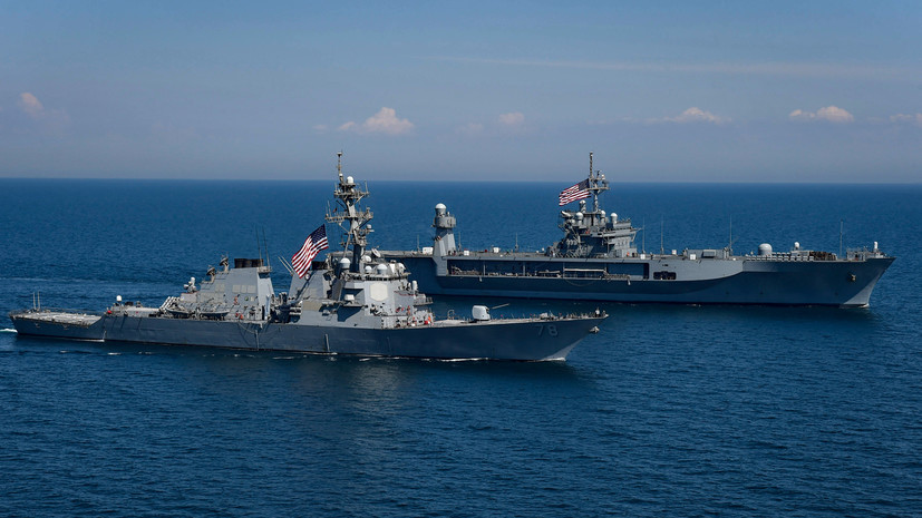 В грузинский порт Батуми прибыли два корабля ВМС США