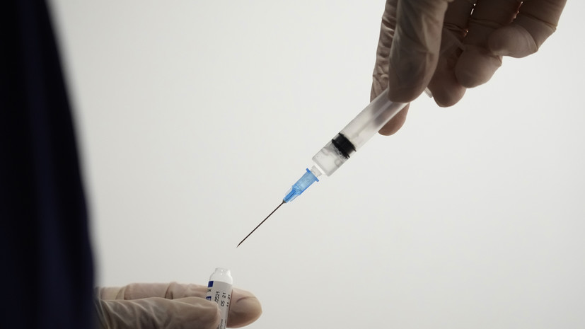 В Москве начался третий этап клинического исследования вакцины для подростков